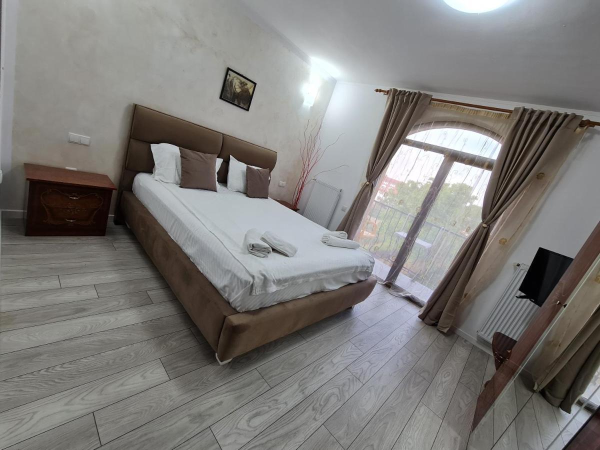 Pension Terra Alba Iulia Bagian luar foto
